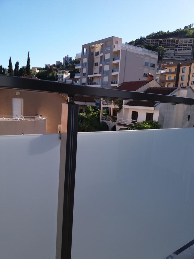 Apolonia Lux Apartment Budva Luaran gambar